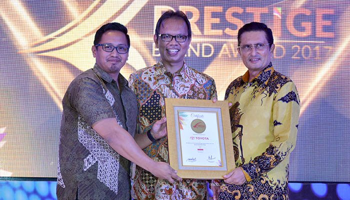 toyota-indonesia-penghargaan-di-indonesia-prestige-brand-award-2017