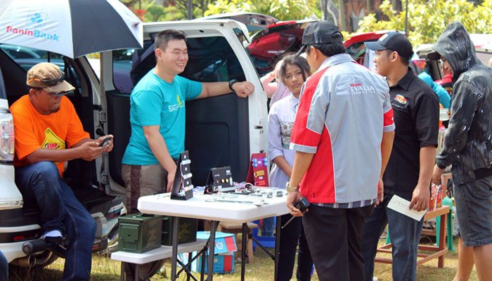 Suasana Kemeriahan Bagasi Sales FK30 Seri Keempat