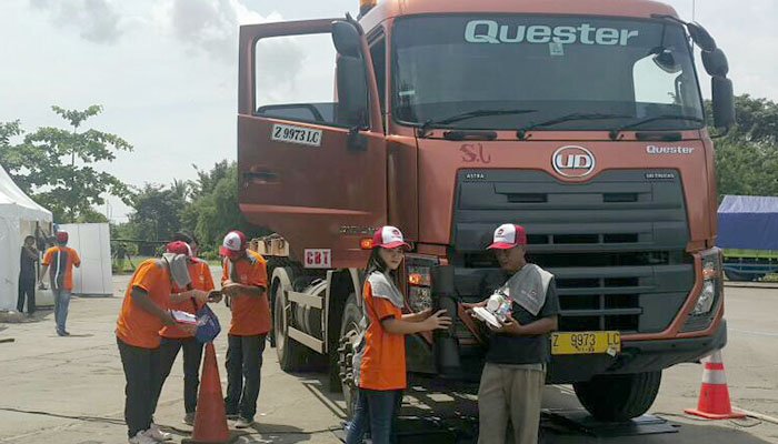 UD Truck kembali gelar kegiatan aktivasi apresiasi bagi pengemudi truk ke empat kalinya di Kota Cirebon