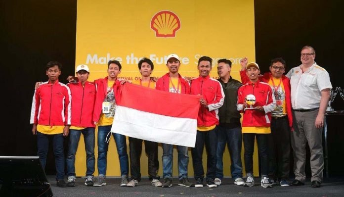 Shell-Drivers-World-Championship-2017 Kedua Tim Mahasiswa dari Bengawan Team 2 dari Universitas Sebelas Maret (UNS), Solo dan ITS Team 2 dari Institut Teknologi Sepuluh Nopember (ITS), Surabaya