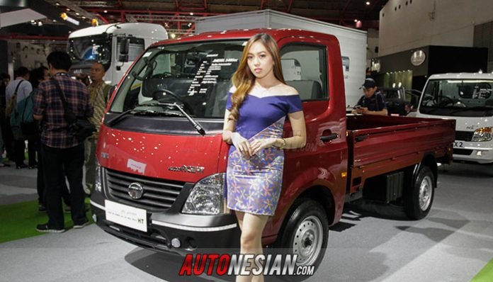  Mobil  Pick Up  Bertenaga Turbo TATA  Motors Hadir di IIMS 