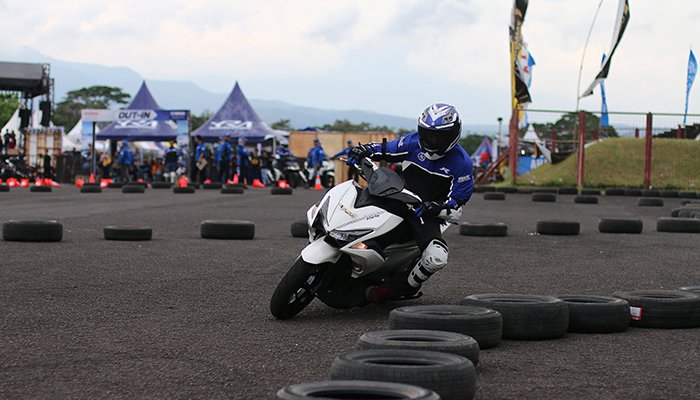Fun Riding Competition Aerox 155 di Yamaha Sunday Race