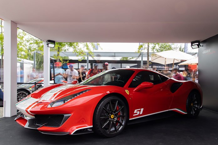 Ferrari 488 Pista Piloti Ferrari Dedikasi Bagi Konsumen