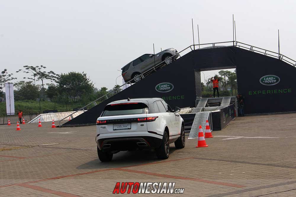 Jaguar Land Rover Driving Experience Global resmi digelar Indonesia