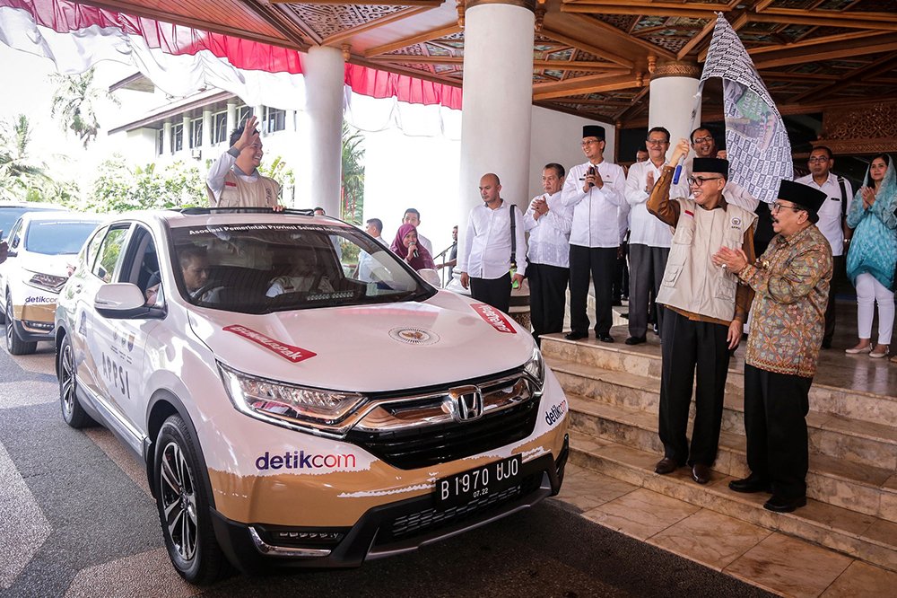 Asosiasi Pemerintah Provinsi Seluruh Indonesia (APPSI) Bersama All Honda CR-V Turbo siap jelajah melewati 34 provinsi di Indonesia dengan jarak 21.000 KM