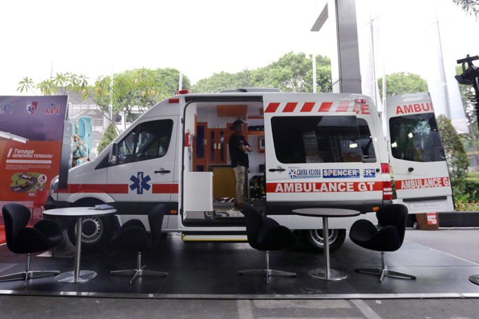 Mercedes-Benz-Sprinter-Ambulance-Indonesia Mercedes-Benz Sprinter Ambulance