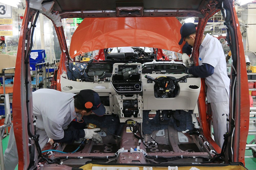 Assembly Process di Fasilitas pabrik PT Toyota Motor Manufacturing Indonesia, Karawang