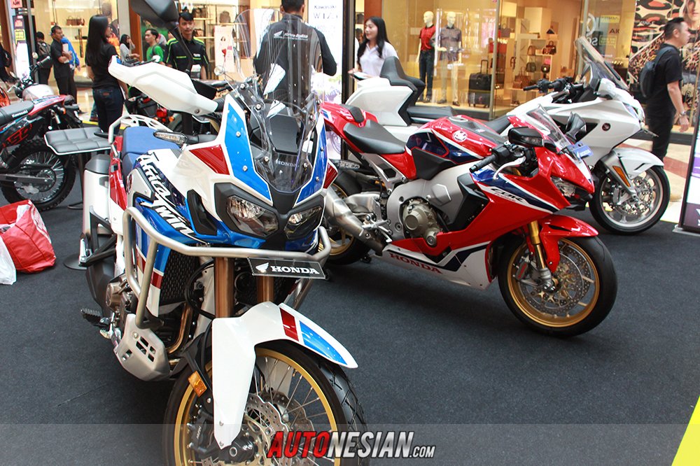 Pameran Sepeda Motor premium Sobat Riders dimeriahkan 7 brand ternama