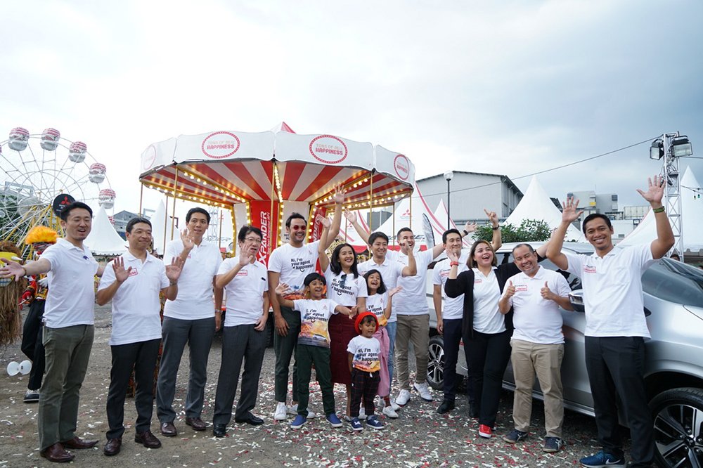 Mitsubishi XPANDER Tons of Real Happiness Bandung