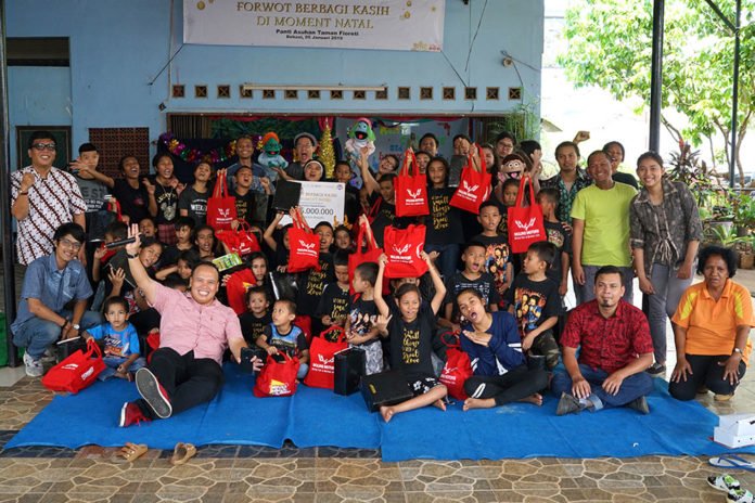 FORWOT-Berbagi-Kasih-di-Moment-Natal-6 FORWOT Berbagi Kasih di Moment Natal