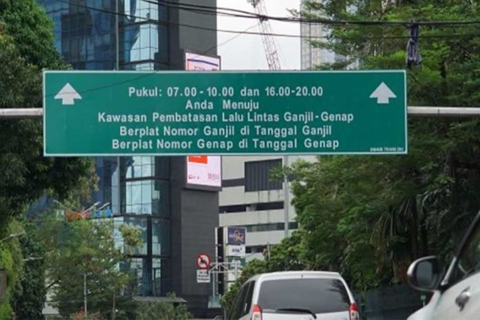 plang-sistem-ganjil-genap-DKI-Jakarta Rambu jadwal sistem ganjil genap di DKI Jakarta