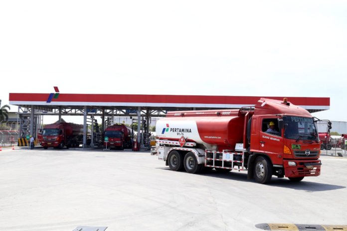 tangki-pengisian-bbm-pertamina Tangki pengisian bbm pertamina