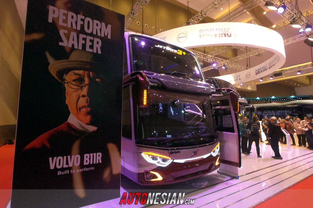 Volvo Bus B11R Indonesia