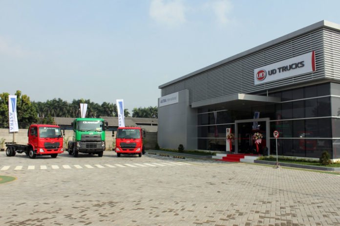cabang-ud-trucks-tangerang Tampak depan Cabang Astra UD Trucks di Tangerang