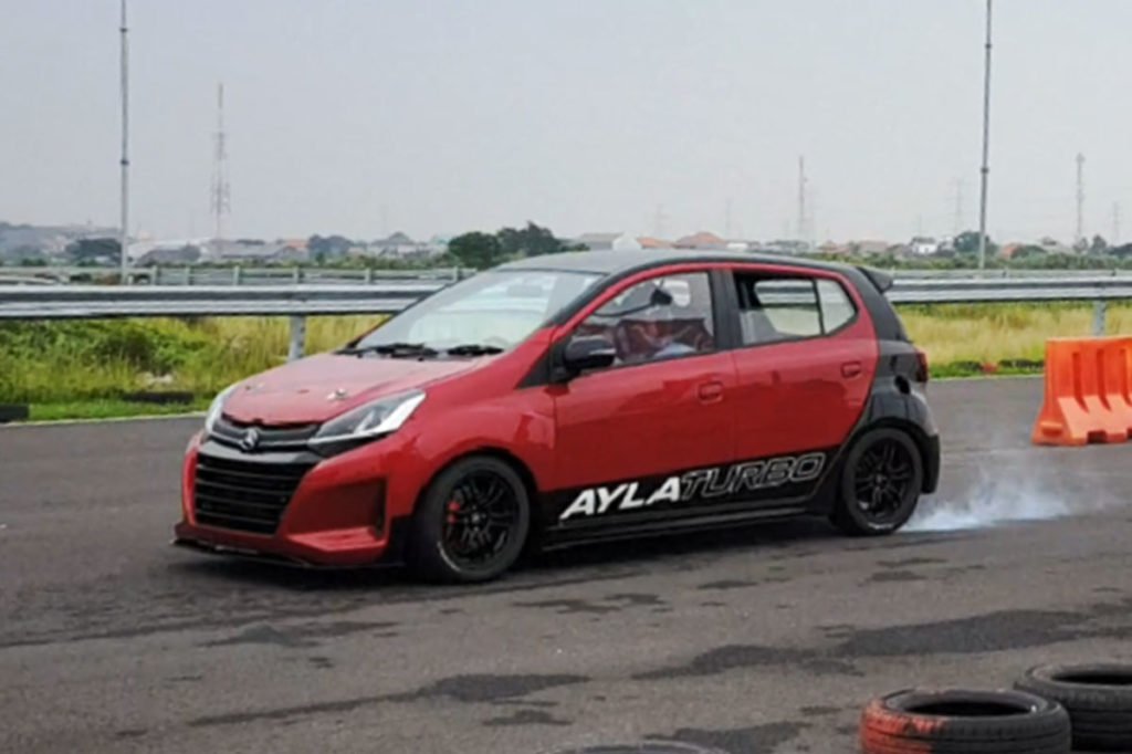 Daihatsu Ayla Turbo