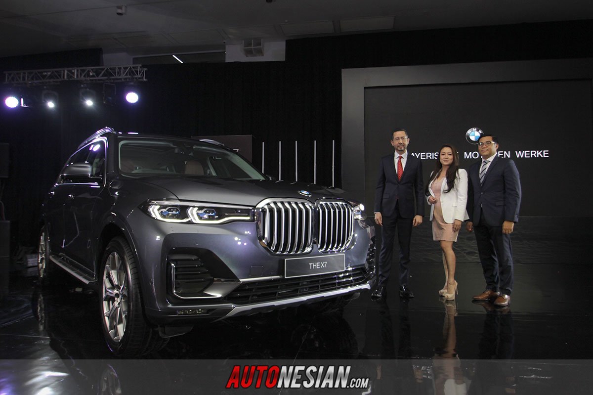 BMW X7 xDrive40i Pure Excellence Indonesia