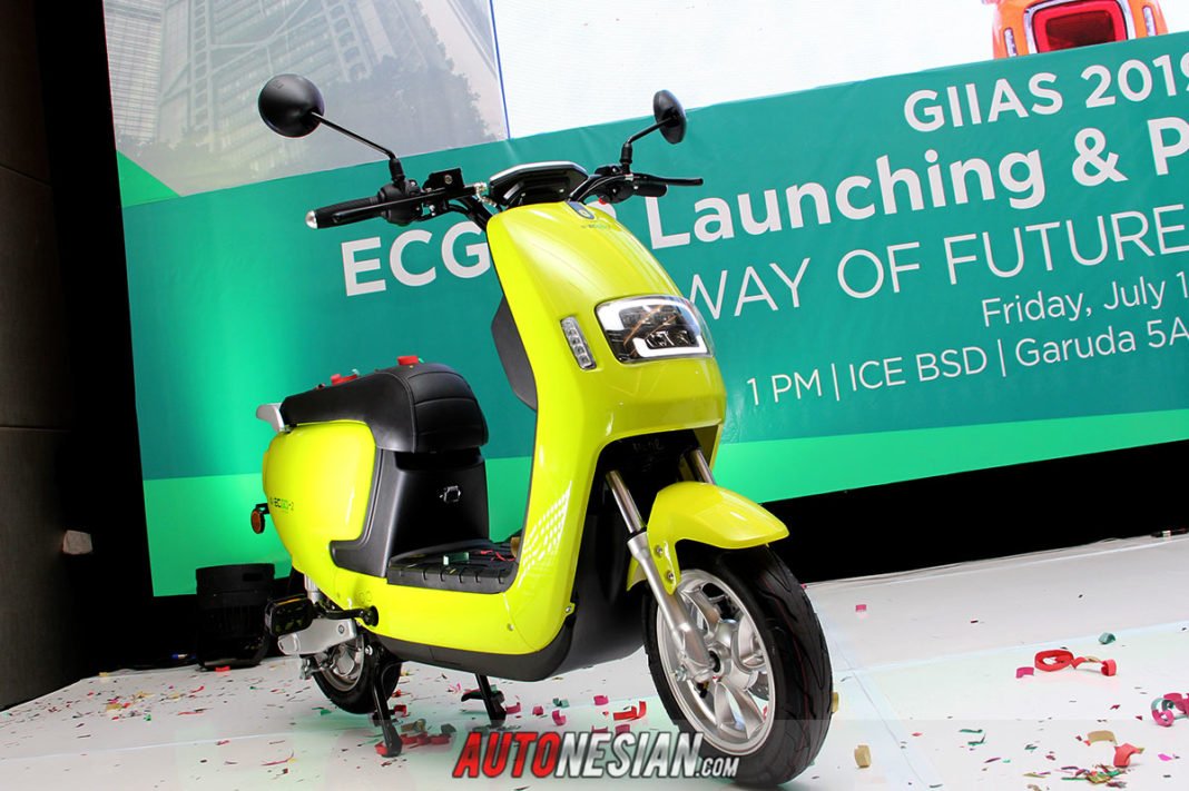 ECGO 2 Bike Sang Penantang Baru di Motor Listrik Berbanderol Murah
