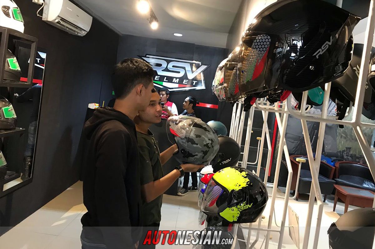 RSV Helmet Flagship Store Buah Batu Bandung