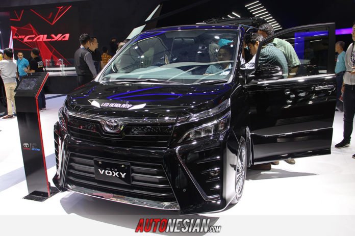 All-New-Toyota-Voxy-GIIAS-2017 All New Toyota Voxy Indonesia GIIAS 2017