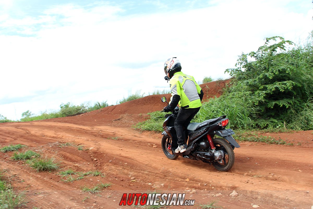 Suzuki Nex Crossover Test Ride