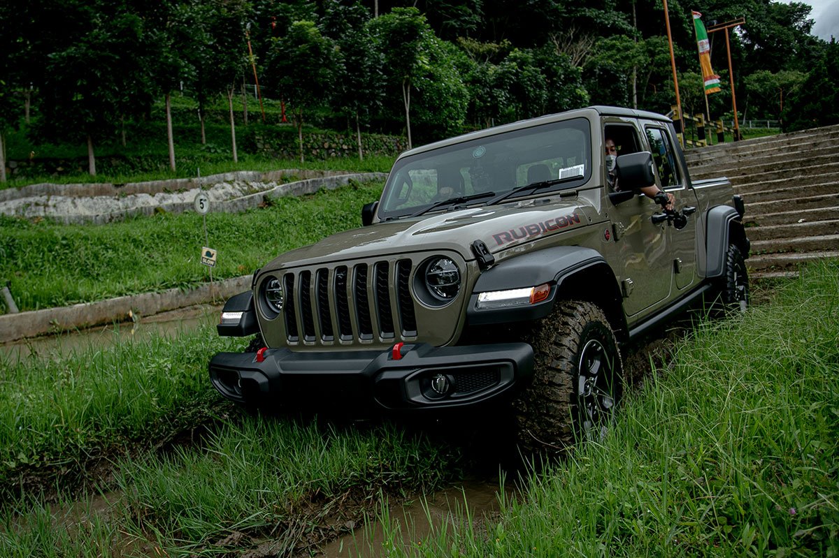Jeep Gladiator Indonesia