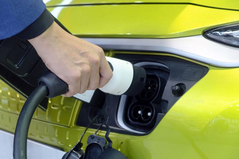 charger kendaraan listrik