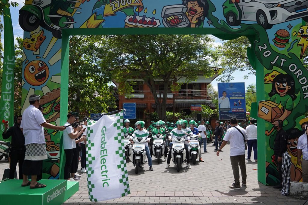 GrabElectric 100 Juta Kilometer Bali