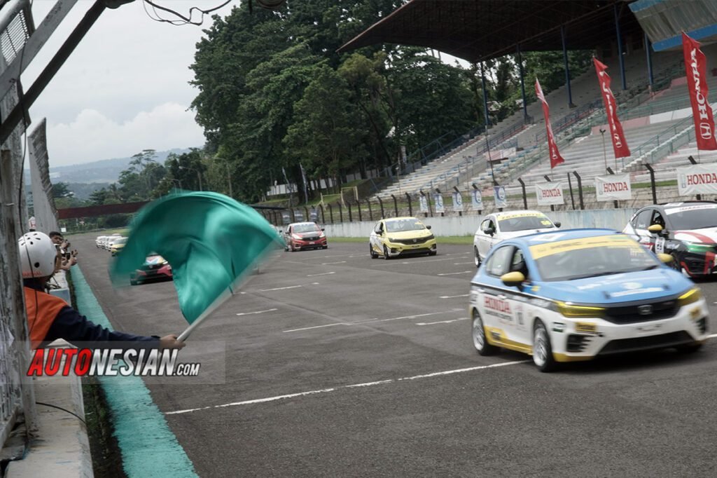 Honda City Hatchback RS Speed Challenge 2022