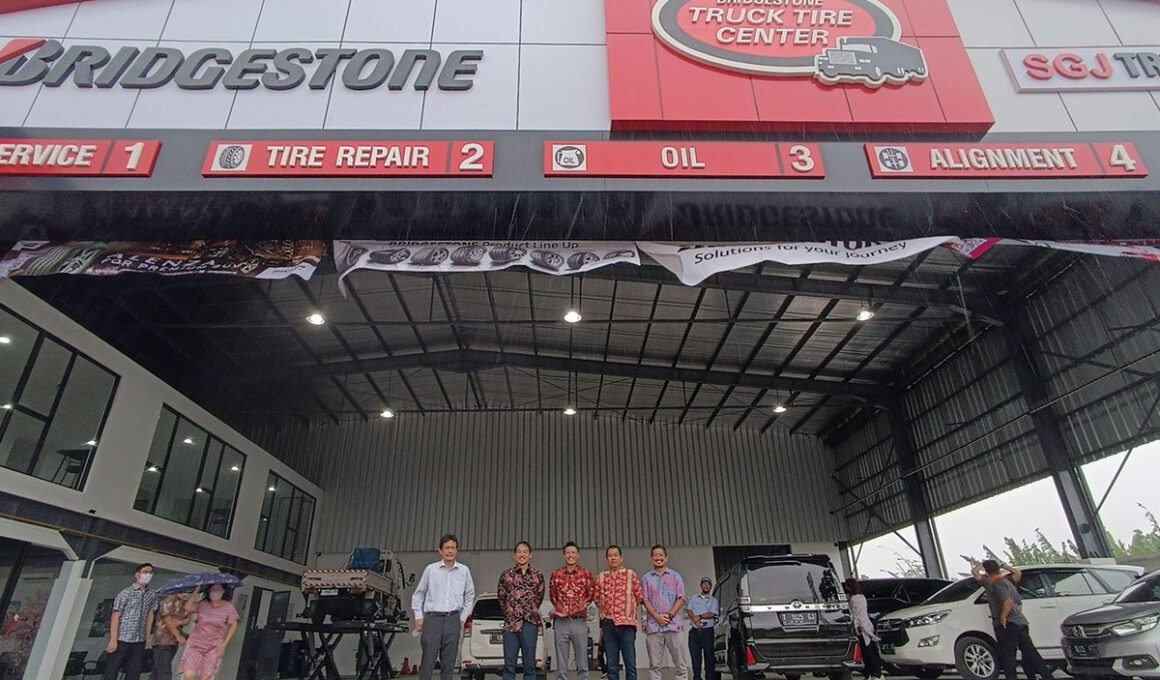 Bridgestone Truck Tire Center Cikampek