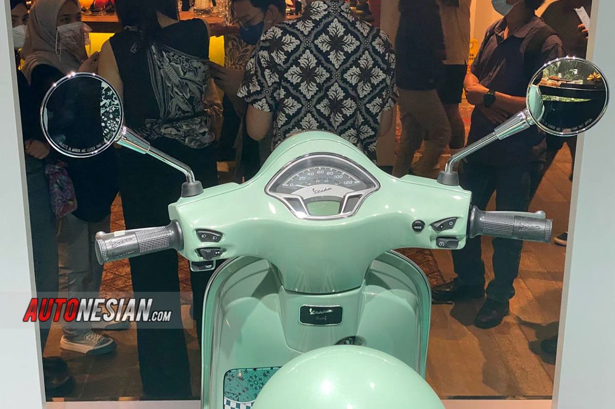 Vespa Batik Indonesia