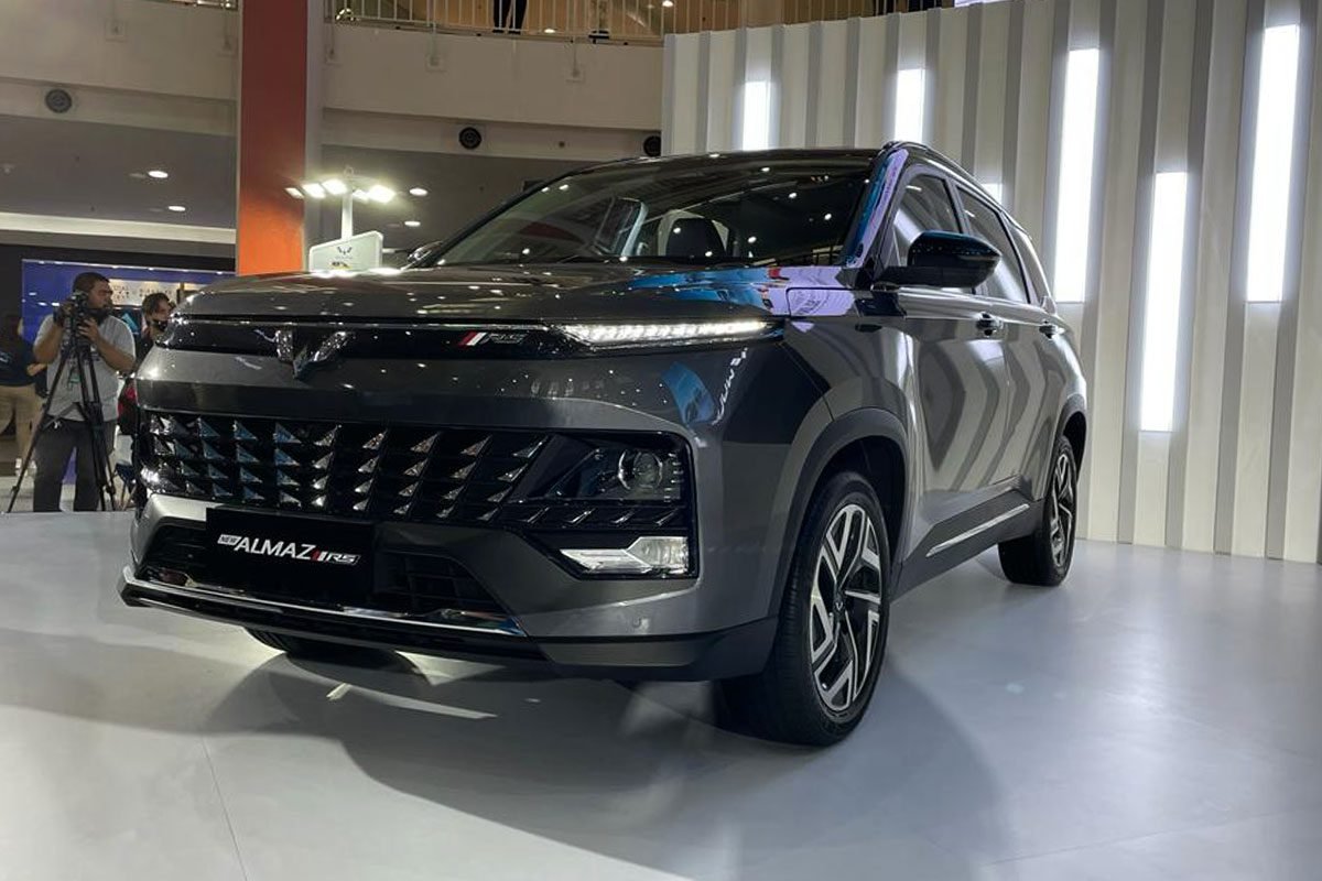 mobil SUV New Wuling Almaz RS Pro