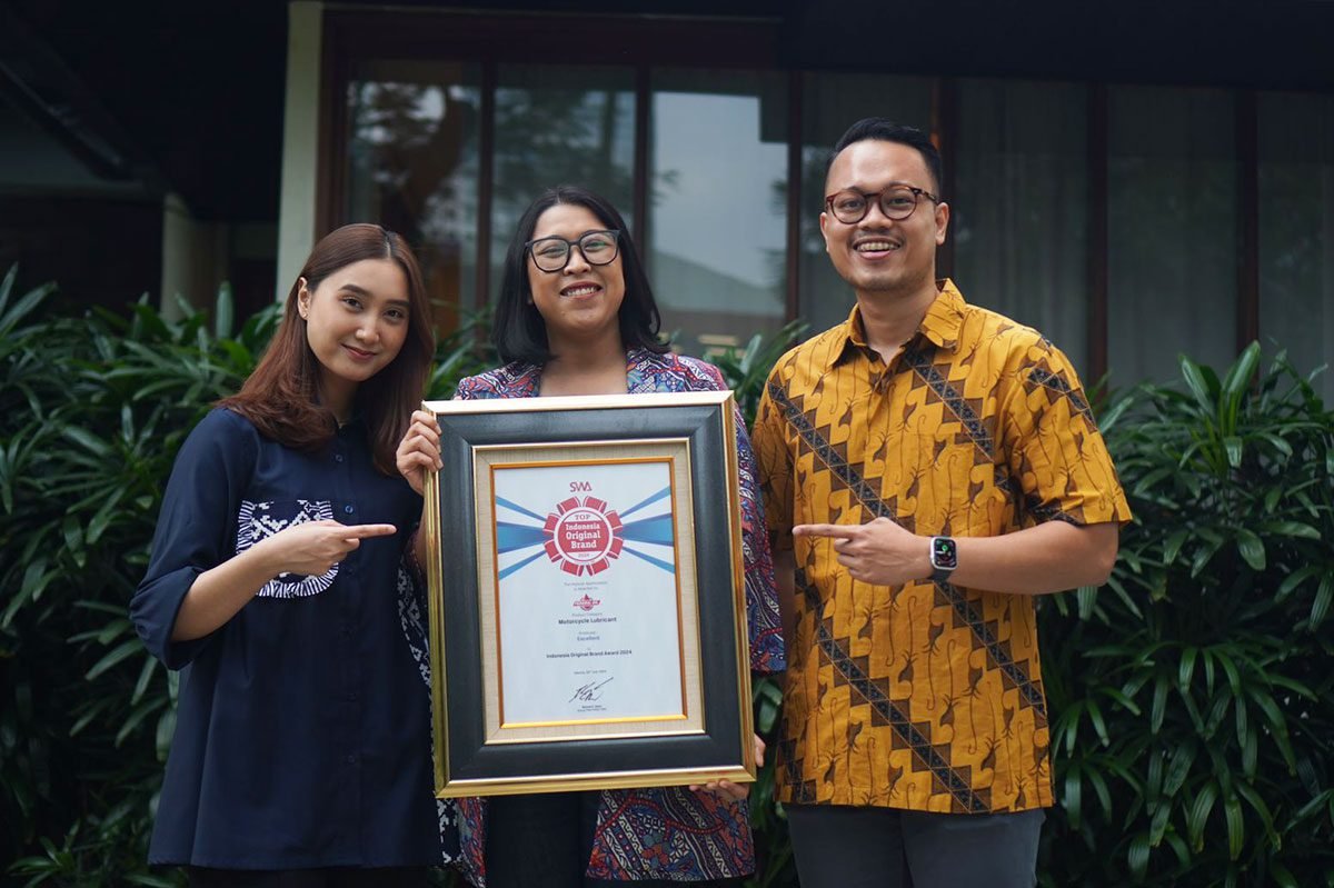 Federal Oil Penghargaan Indonesia Original Brand Predikat Excellent 2024