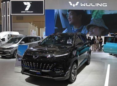 Wuling Almaz RS Pro Hybrid