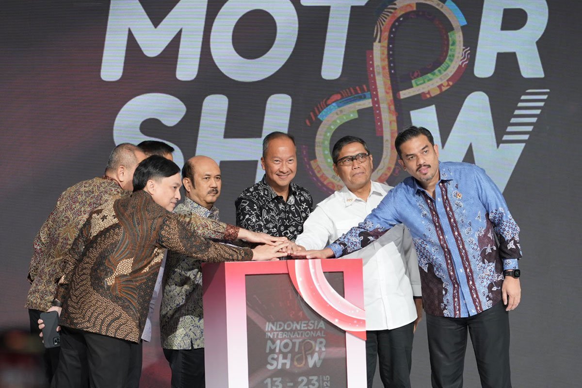 Pembukaan pameran otomotif IIMS 2025