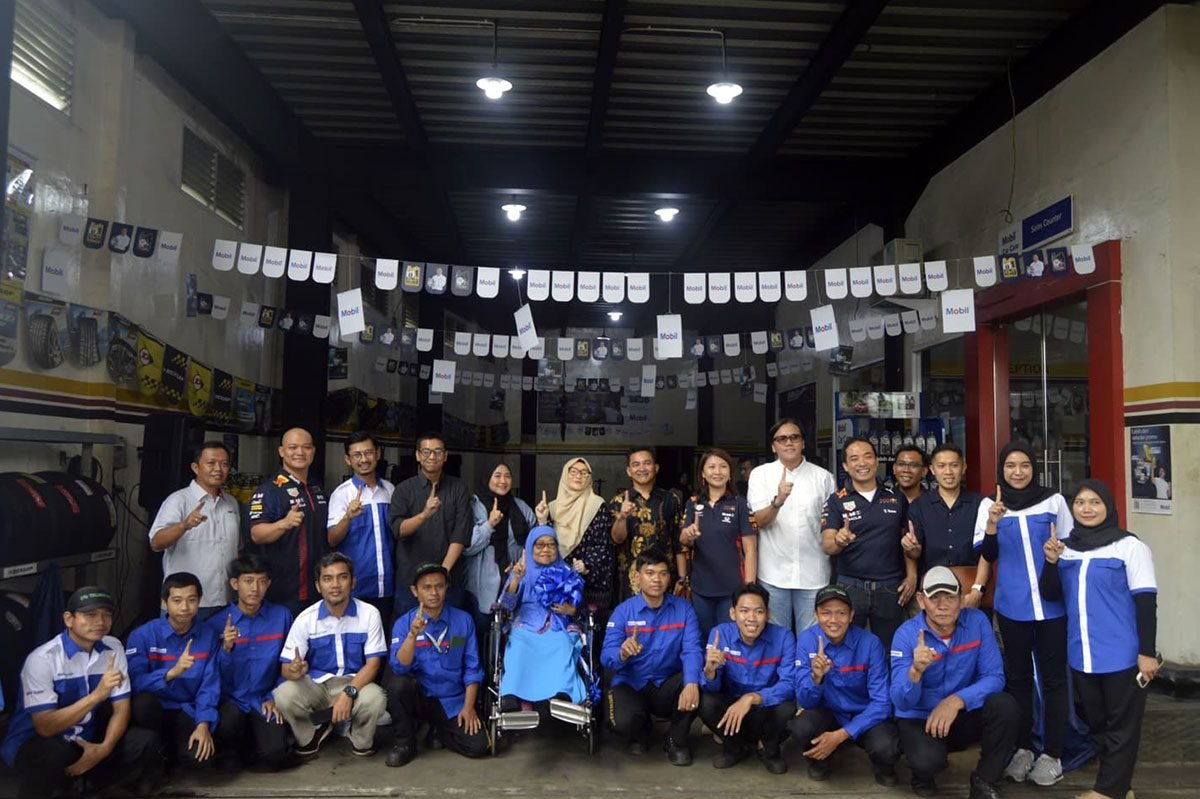 Mobil Car Care Bengkel Trijaya Ban Cibubur