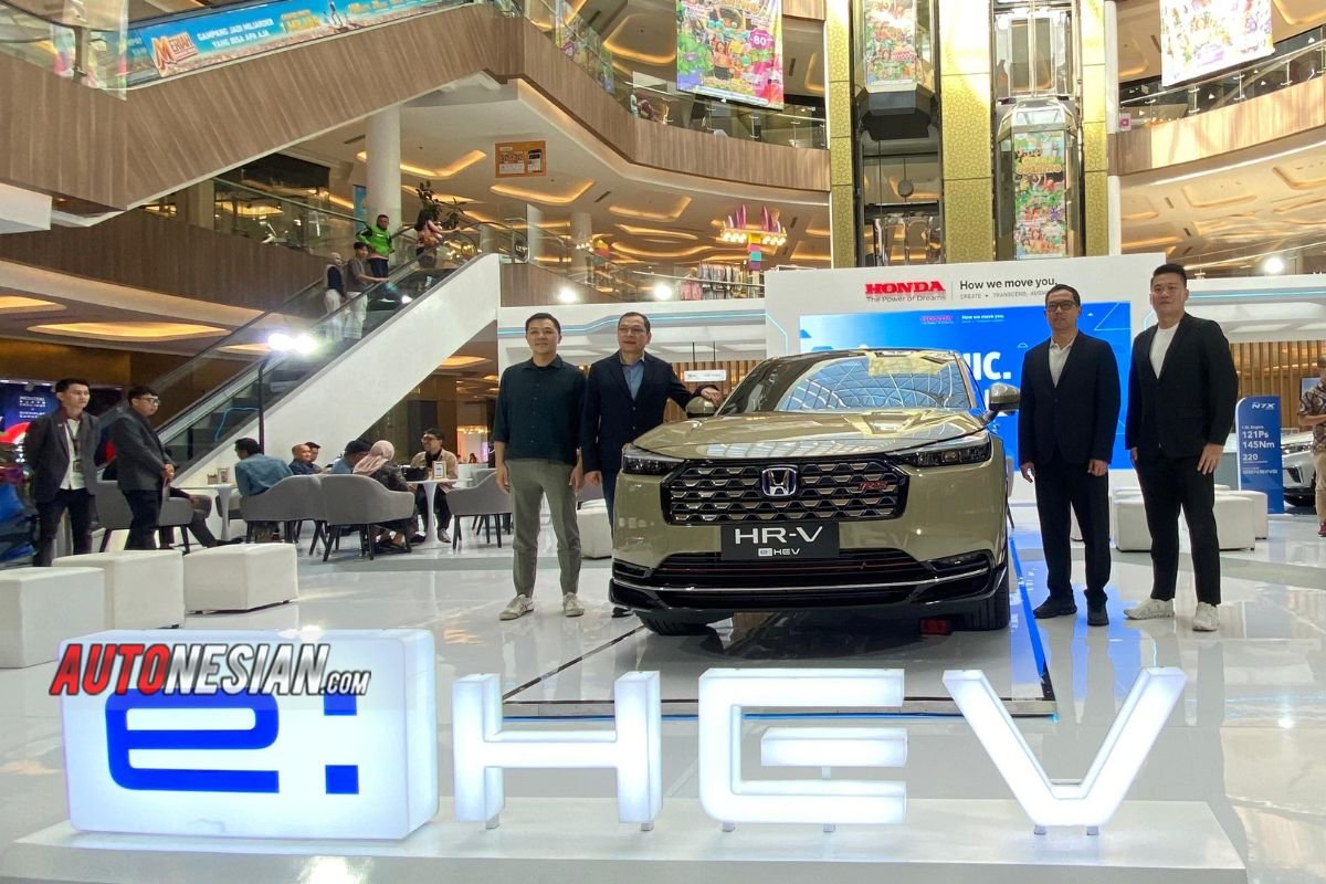 New Honda HR-V e:HEV Hybrid Bandung