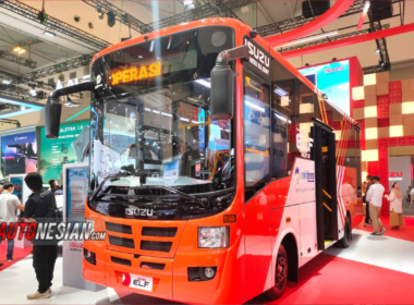 Isuzu ELF jadi minitrans Transjakarta