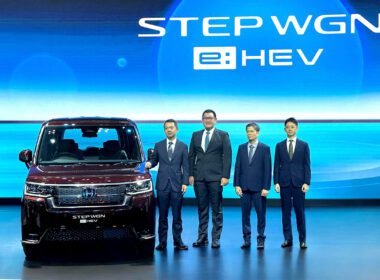 Honda STEP WGN eHEV Indonesia