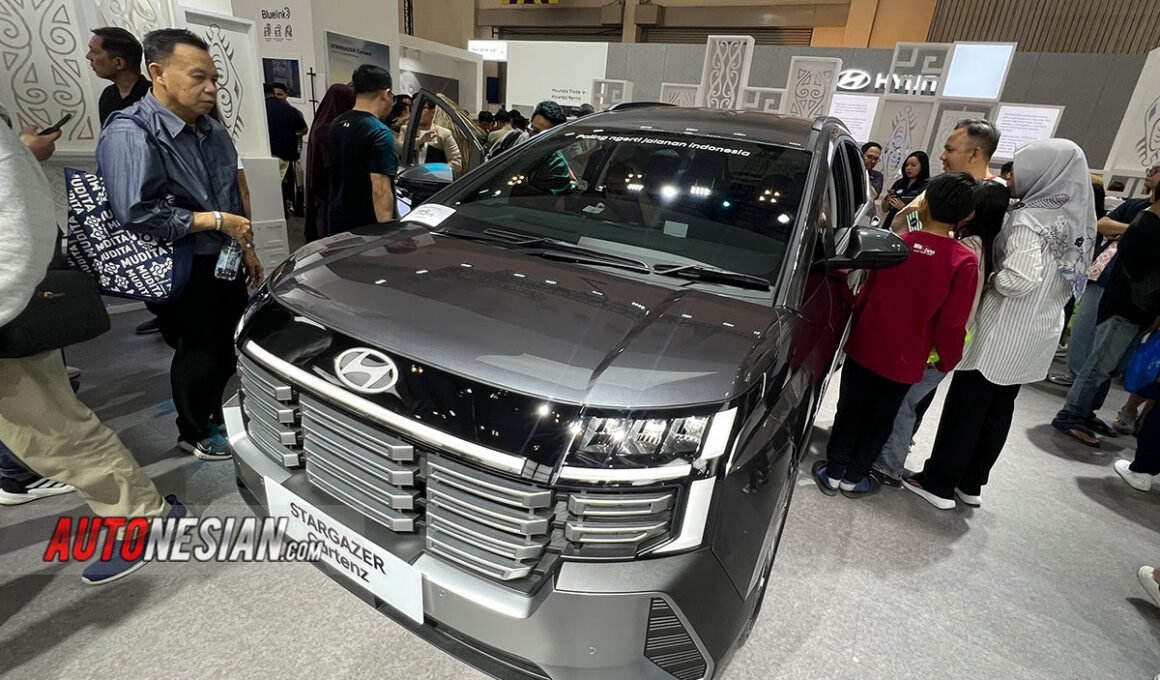 Hyundai Stargazer Cartenz pengunjung GIIAS 2025