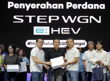 Honda STEP WGN e:HEV GIIAS 2025 penyerahan unit