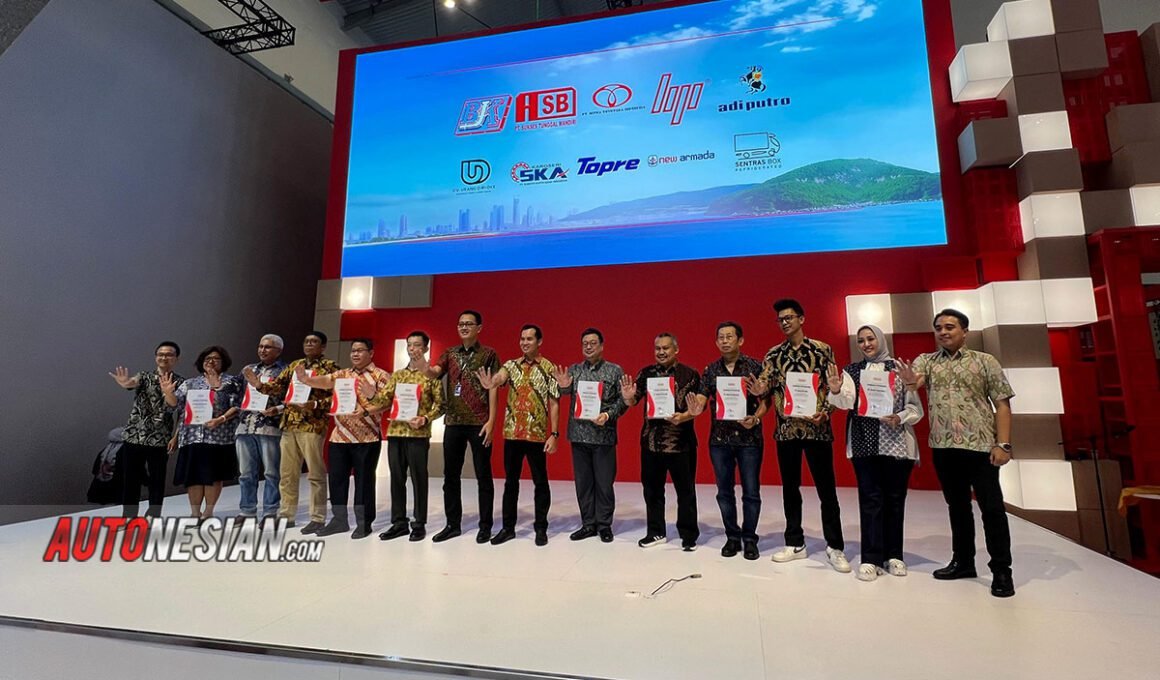 Isuzu 10 karoseri sertifikat GIIAS 2025