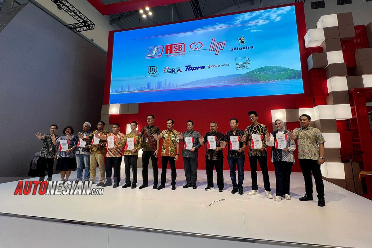 Isuzu 10 karoseri sertifikat GIIAS 2025