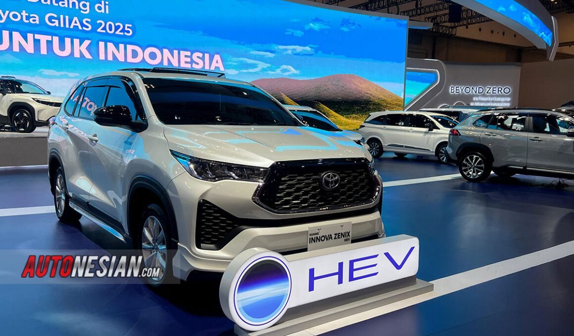 Toyota Kijang Innova Zenix HEV GIIAS 2025