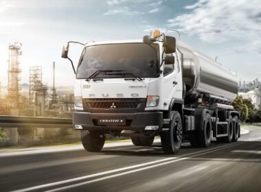 Mitsubishi Fuso Fighter X FM65F Indonesia