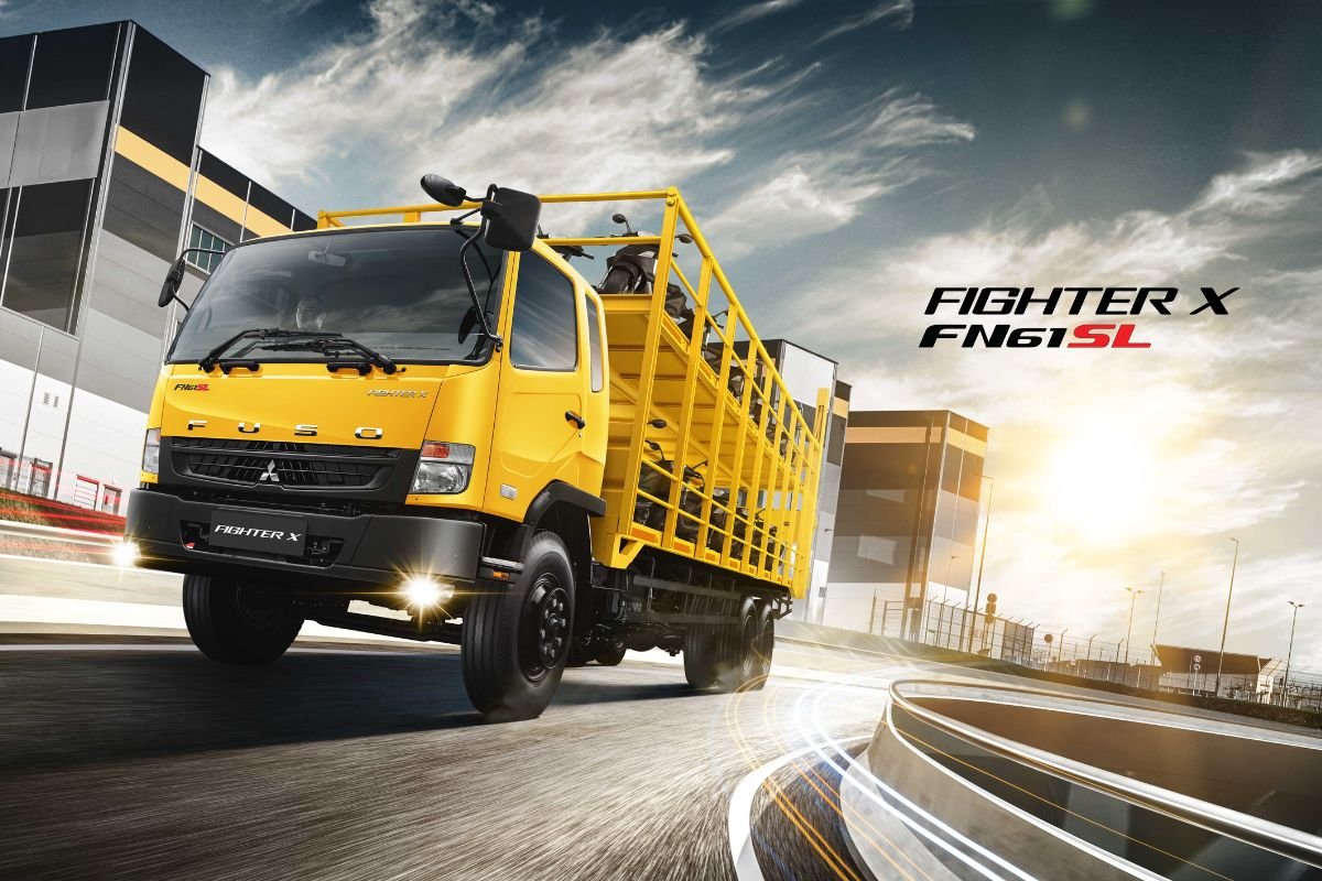 Mitsubishi Fuso Fighter X FN 61 FSL