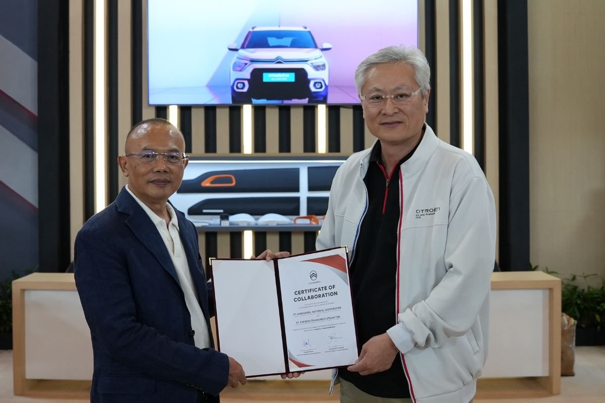 Mobil listrik Citroen E-C3 express