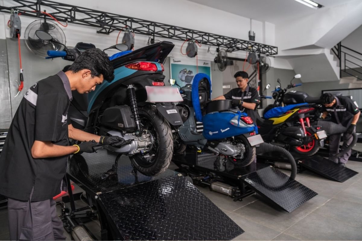Dealer piaggio vespa motoplex amarta pekanbaru