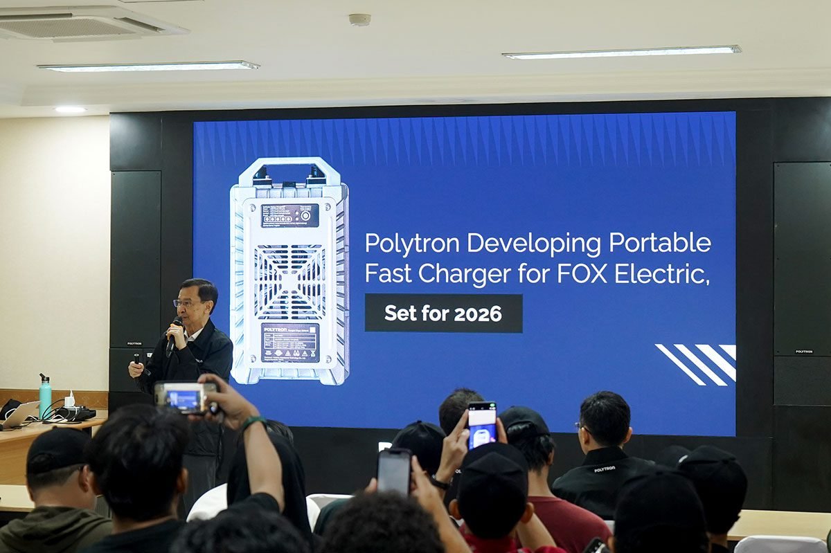 Polytron Portable Fast Charging