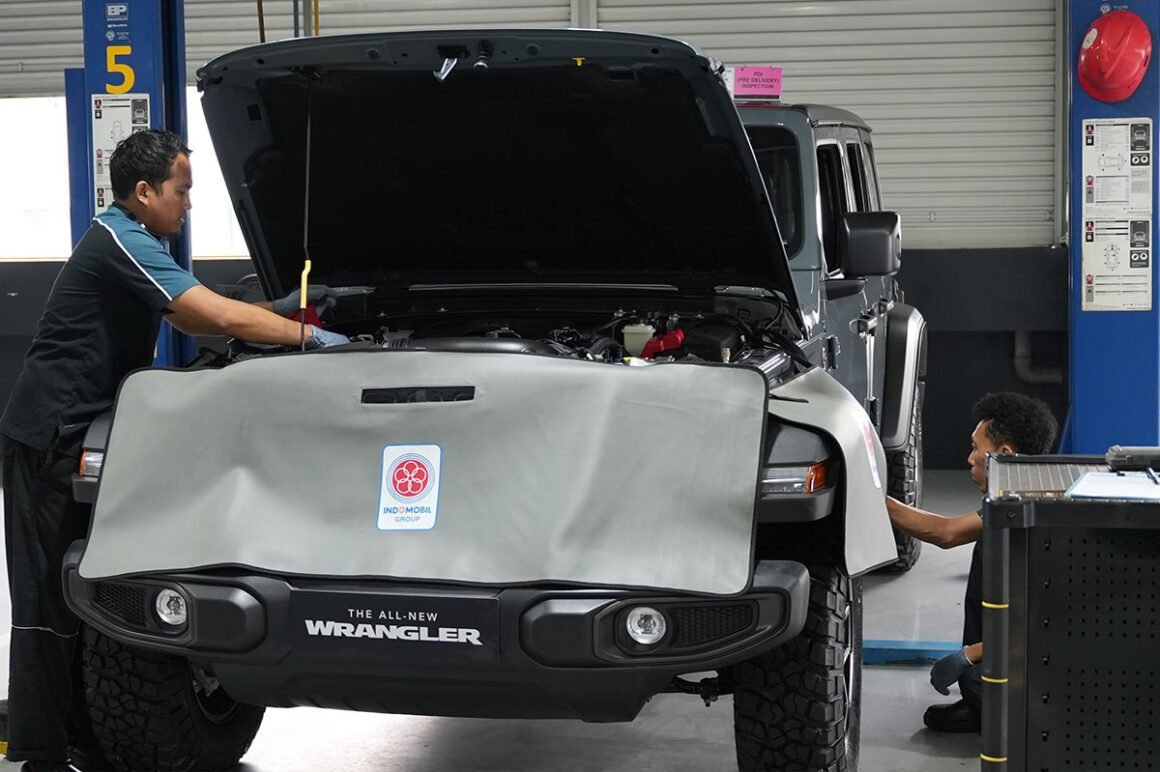 Servis jeep Wrangler Indonesia