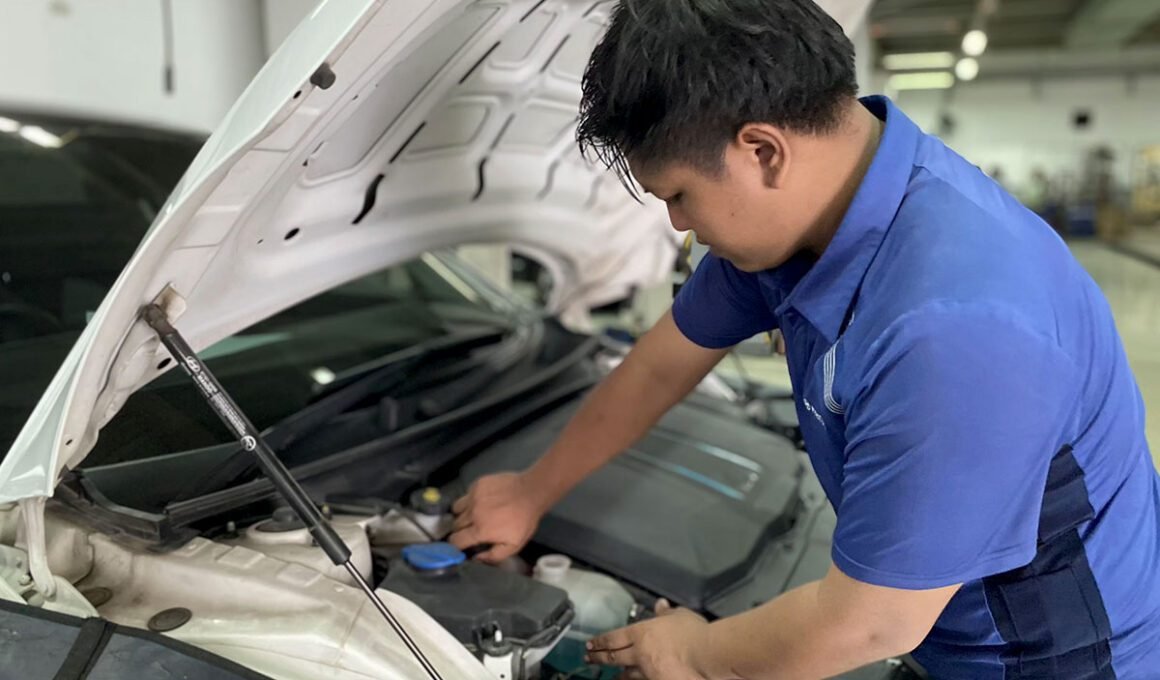 chek kondisi mobil listrik